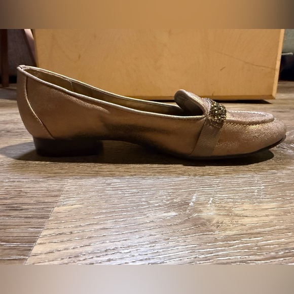 Naturalizer Loafers EUC - Picture 5 of 11